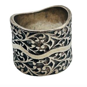 Silpada Silver Ornate Ring